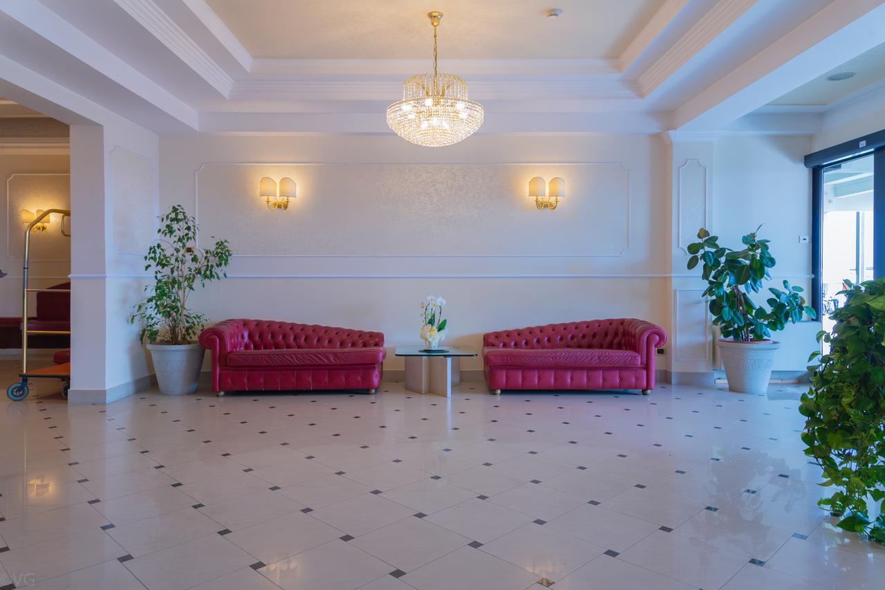 Hotel Executive La Fiorita Rimini Exterior foto